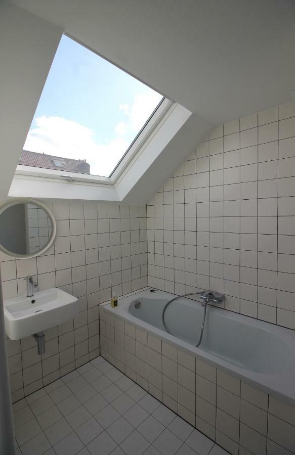 Canopee Guesthouse Ixelles Zewnętrze zdjęcie